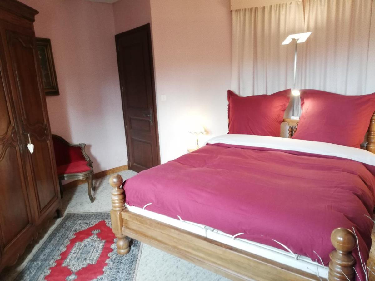 Le Fuchier Bed & Breakfast Saint-Martin-de-Fressengeas Eksteriør bilde