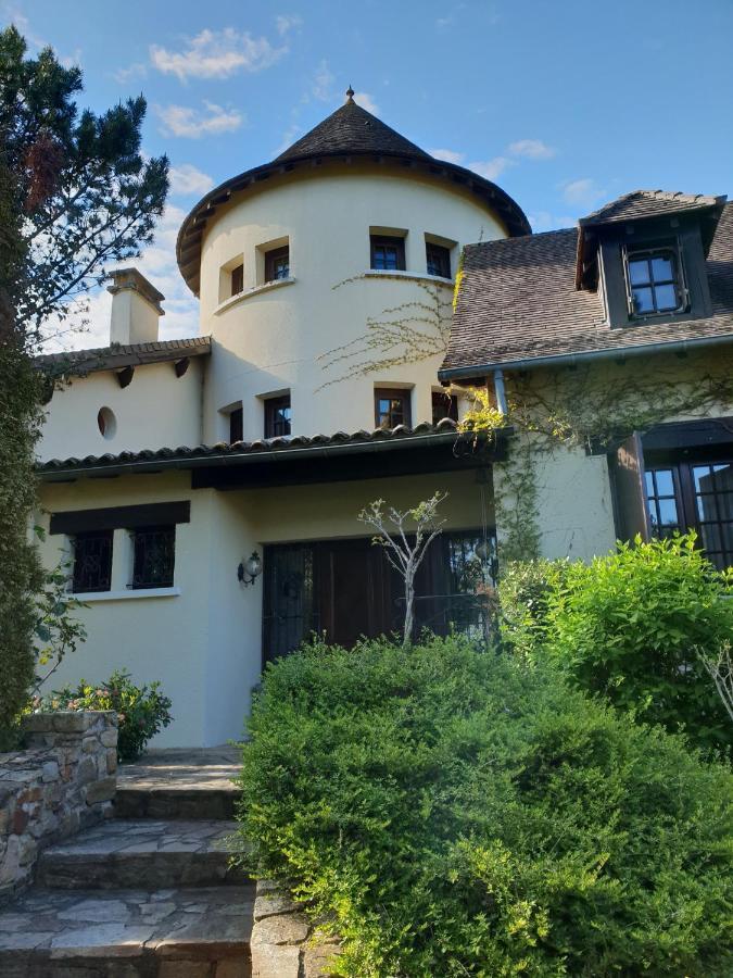 Le Fuchier Bed & Breakfast Saint-Martin-de-Fressengeas Eksteriør bilde