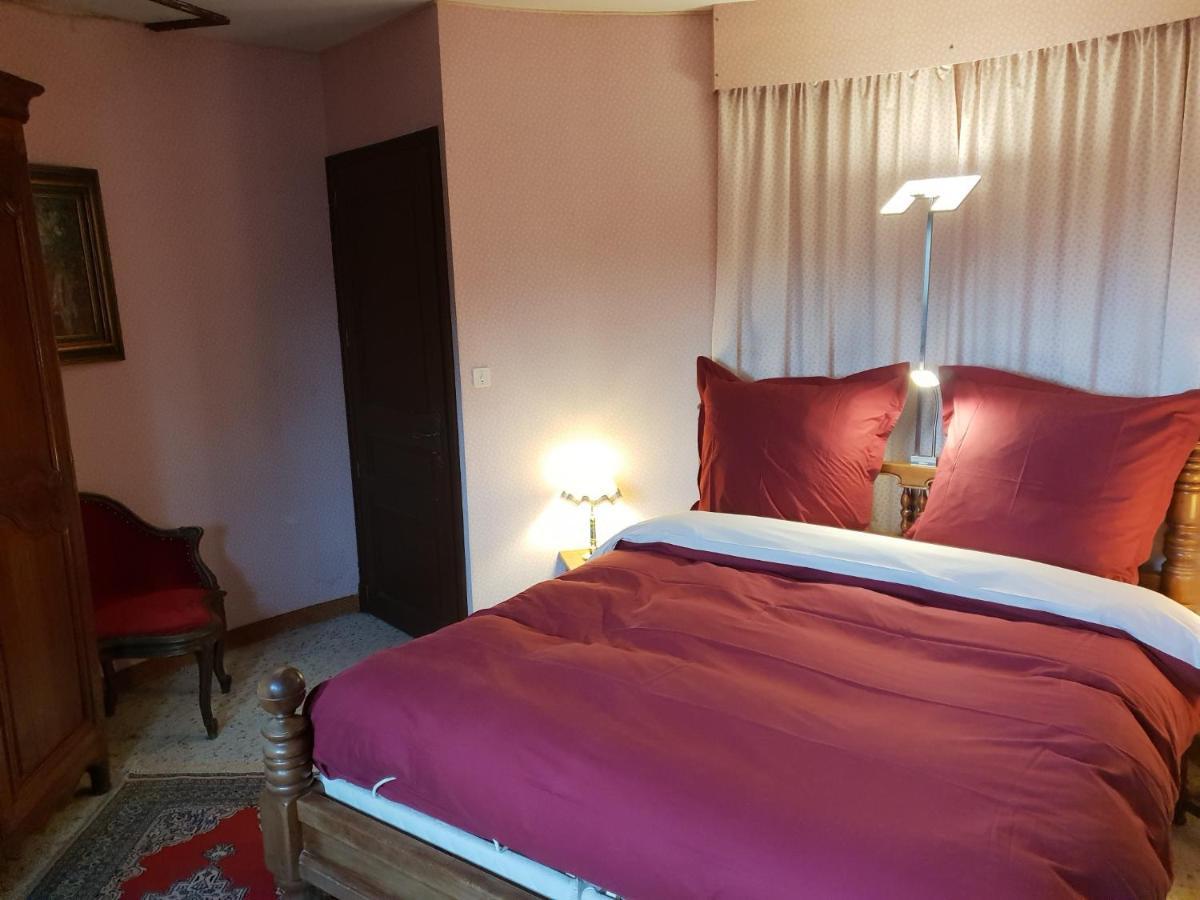 Le Fuchier Bed & Breakfast Saint-Martin-de-Fressengeas Eksteriør bilde