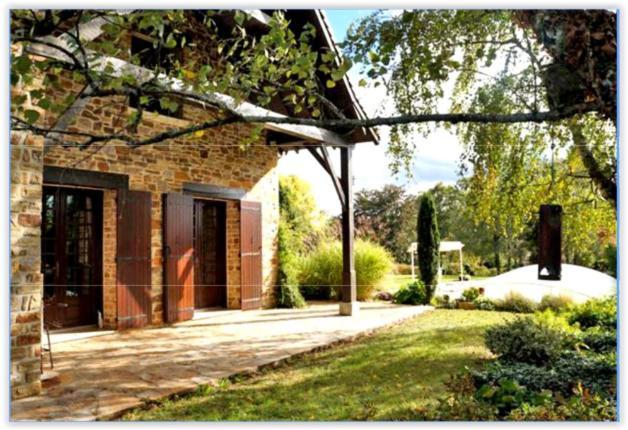 Le Fuchier Bed & Breakfast Saint-Martin-de-Fressengeas Eksteriør bilde